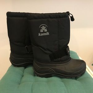 Kamik kids snow boots